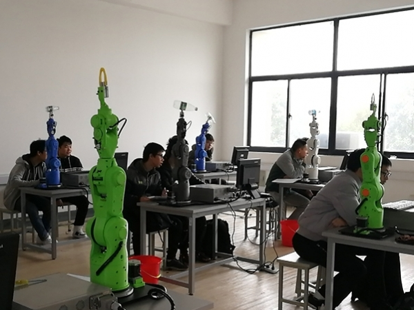 Soochow University creates robotics laboratory